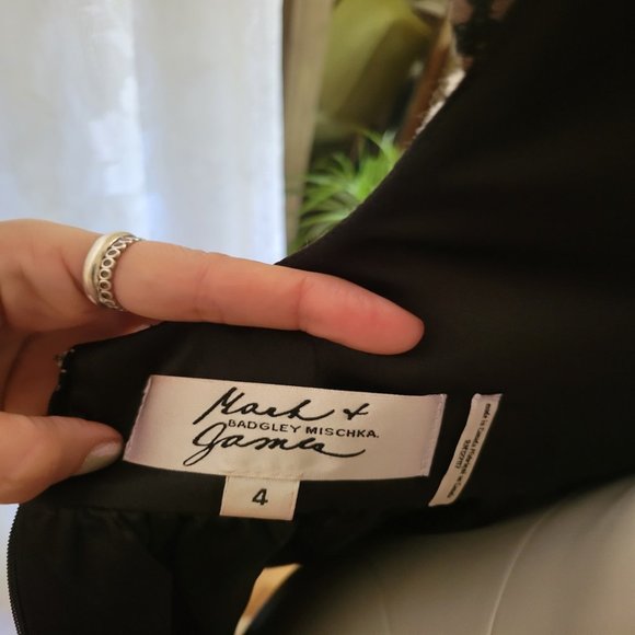 MARK & JAMES by BADGLEY MISCHKA Jacquard Sheath Mini Dress Metallic - Picture 7 of 8